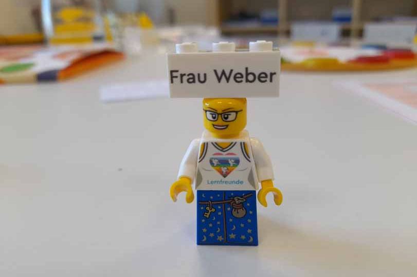 Lego-Figur der Lernfreunde