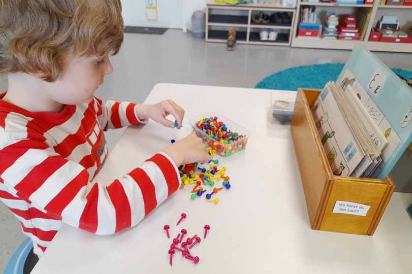 Montessori Lernmaterial